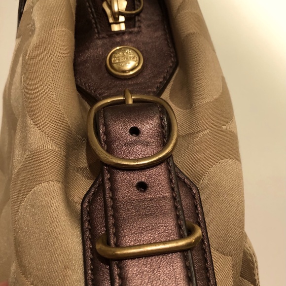 Coach Signature Jacquard Shoulder Bag - Picture 3 of 5